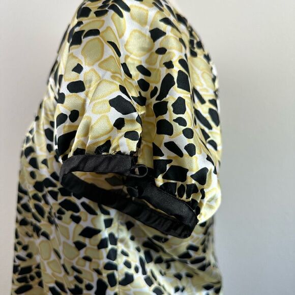 EUC BCBG Maxazria Women’s Silk Dress - Picture 4 of 5